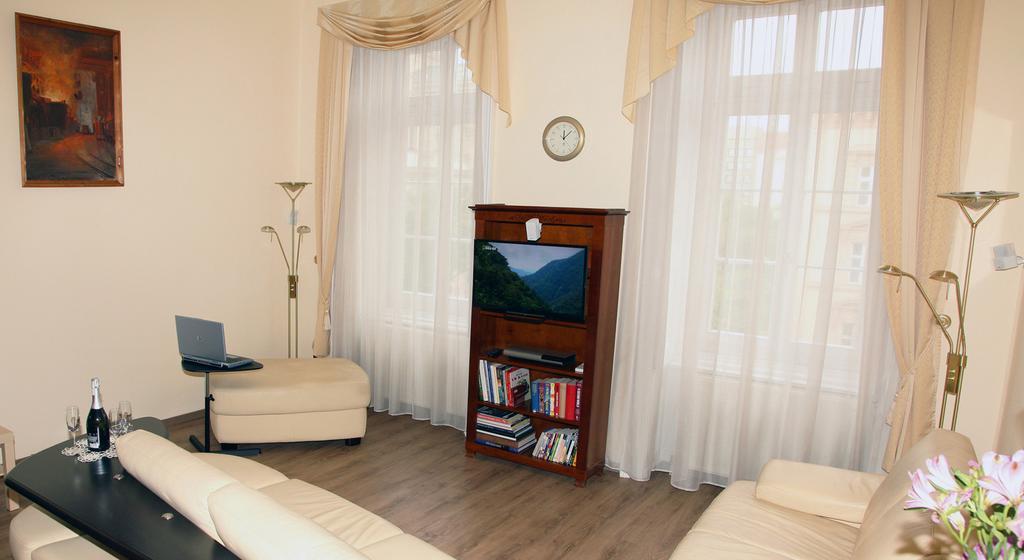 Classic Central Apartment Budapest Chambre photo